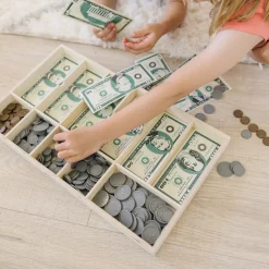 Play Food & Play Sets>Melissa & Doug Classic Play Money Set
