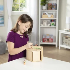 Craft & Stamp Kits>Melissa & Doug Created by Me! Birdhouse Wooden Craft Kit
