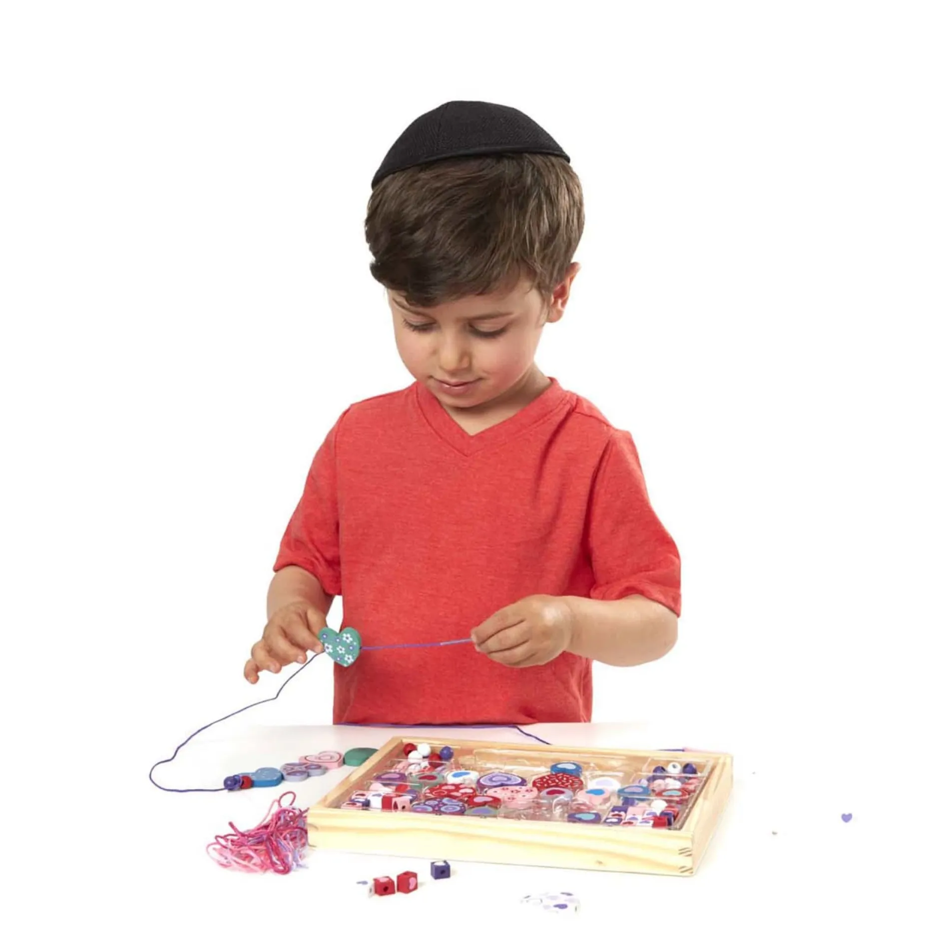 Craft & Stamp Kits>Melissa & Doug Created by Me! Heart Beads Wooden Bead Kit