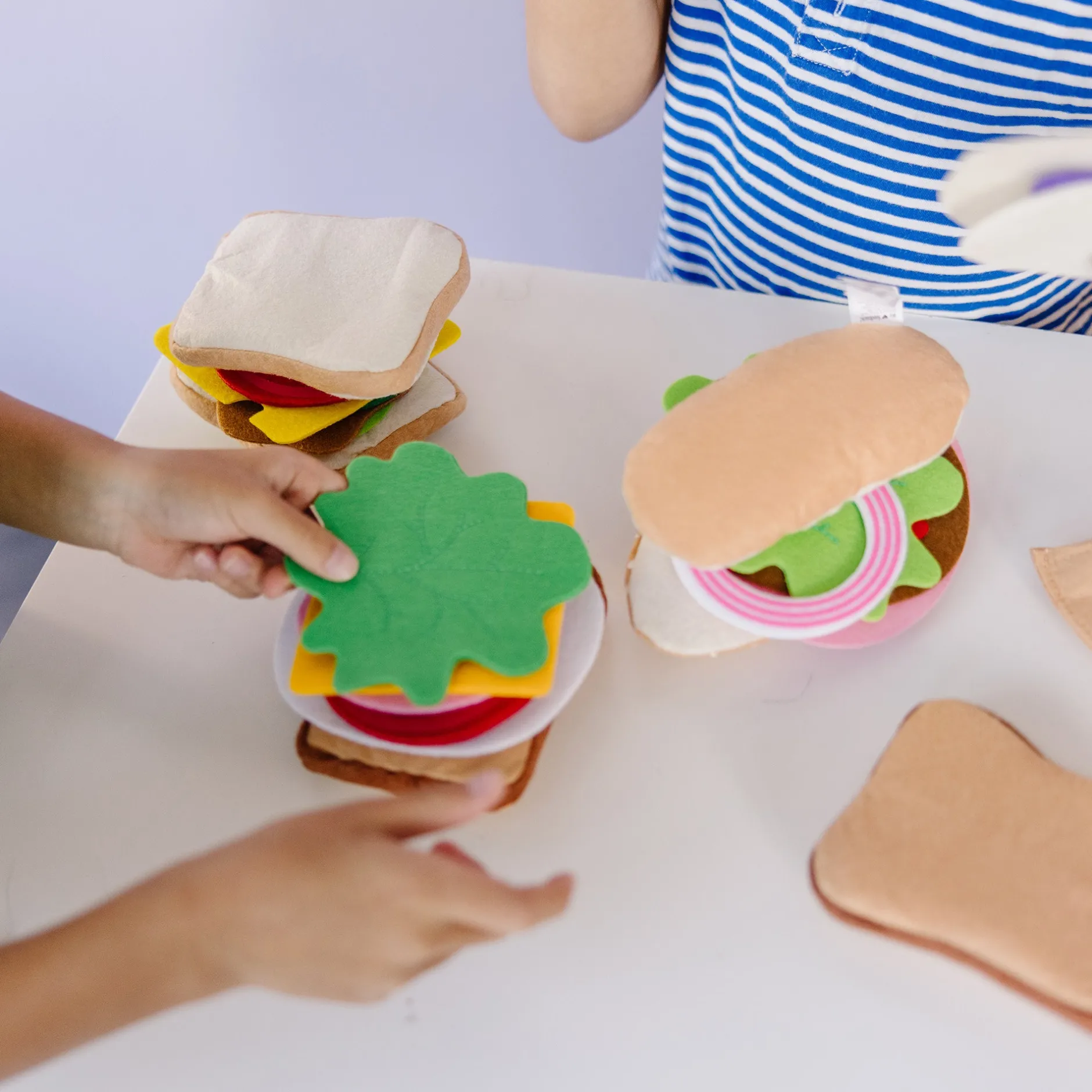 Play Food & Play Sets>Melissa & Doug Felt Food Sandwich Play Set