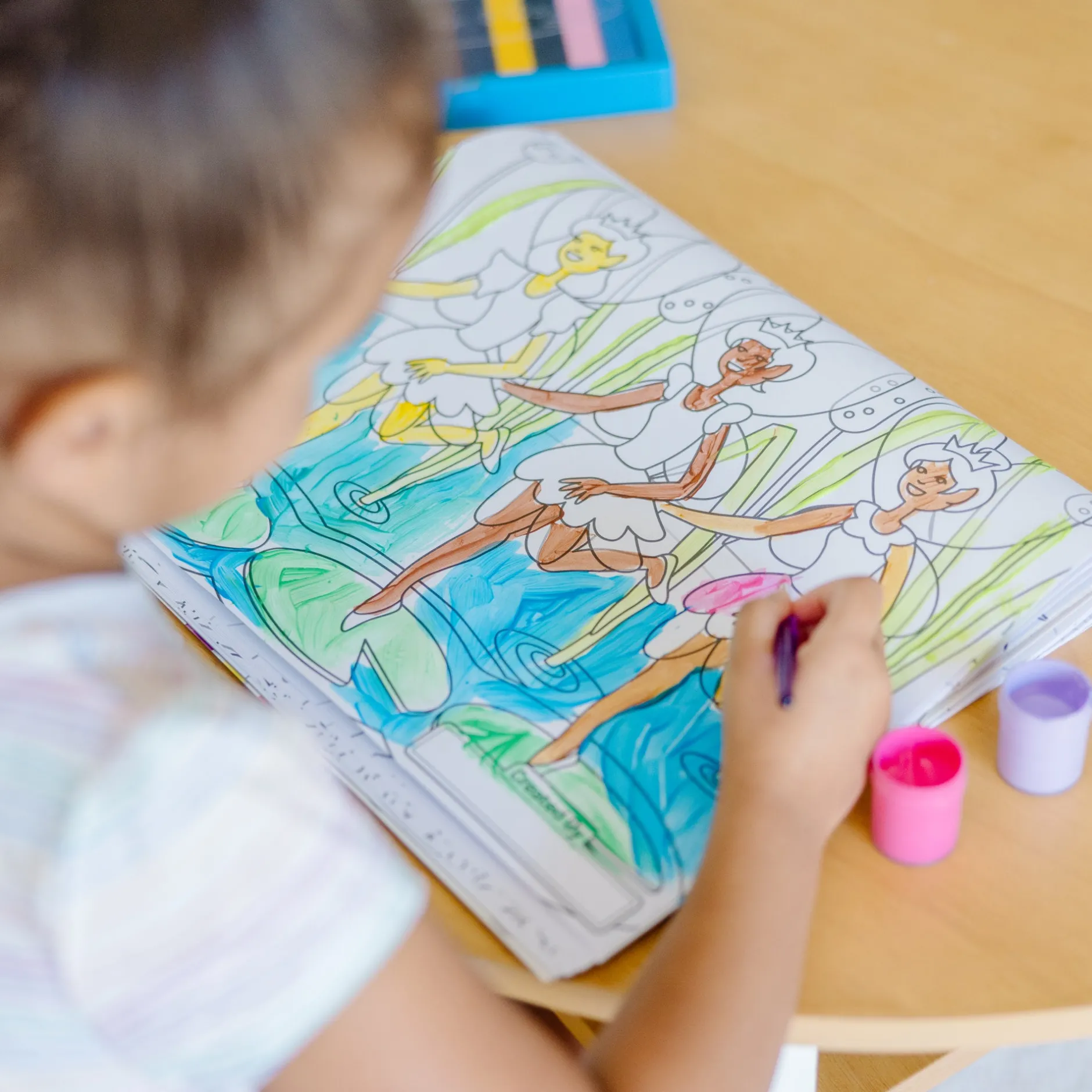 Activity Books>Melissa & Doug Jumbo 50-Page Kids' Coloring Pad - Horses, Hearts, Flowers, and More