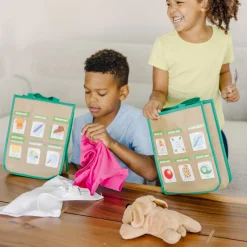 Outdoor Toys>Melissa & Doug Let’s Explore Indoor/Outdoor Scavenger Hunt Play Set