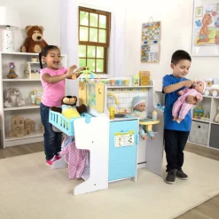 Dolls & Dollhouses>Melissa & Doug Mine to Love Baby Care Activity Center
