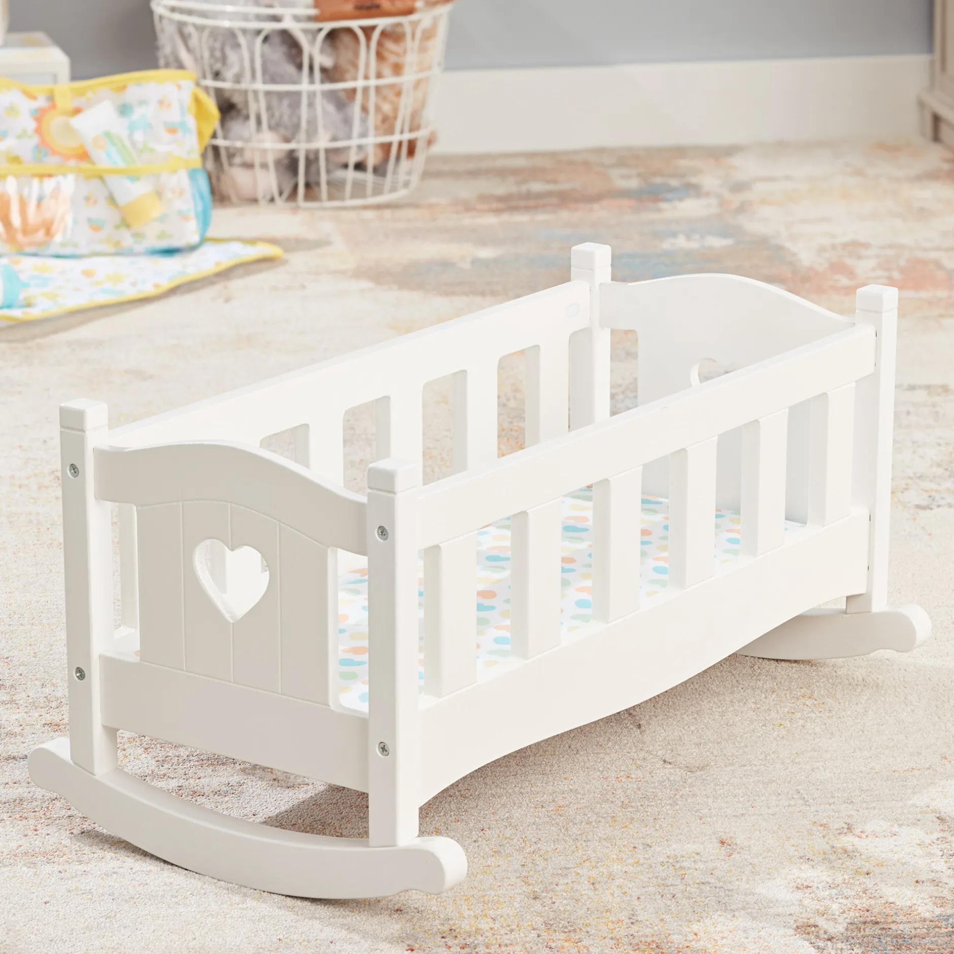 Dolls & Dollhouses>Melissa & Doug Mine to Love Play Cradle