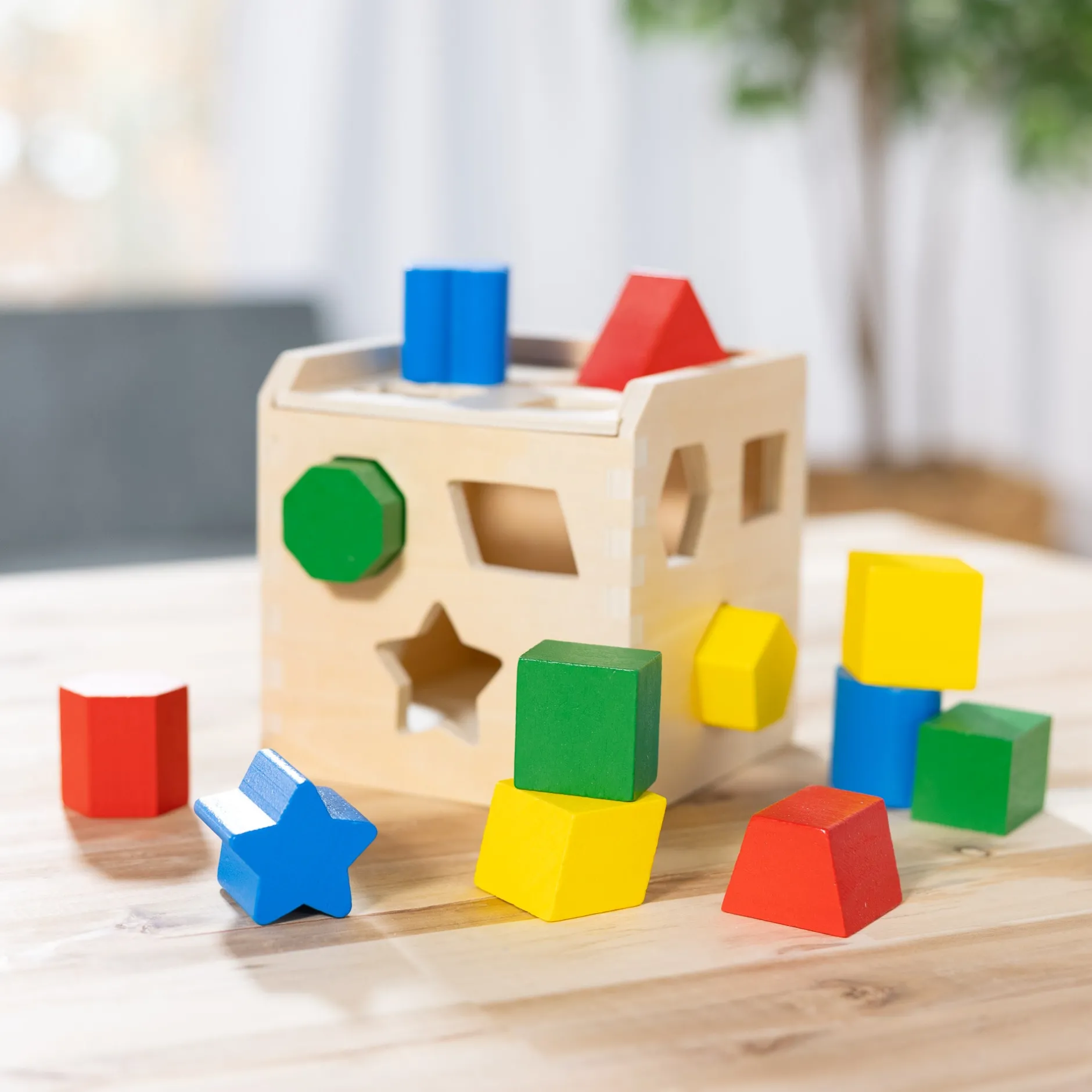Colors & Shapes>Melissa & Doug Shape-Sorting Cube