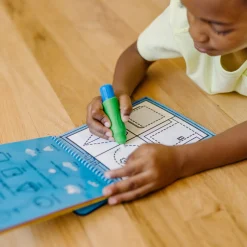 Activity Books|Colors & Shapes>Melissa & Doug Water Wow! Water-Reveal Pad - Colors, Shapes