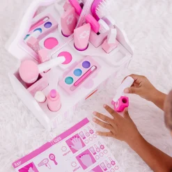 Play Food & Play Sets>Melissa & Doug Wooden Beauty Salon Play Set